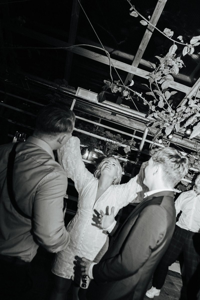 Elo Weddings - Image 5