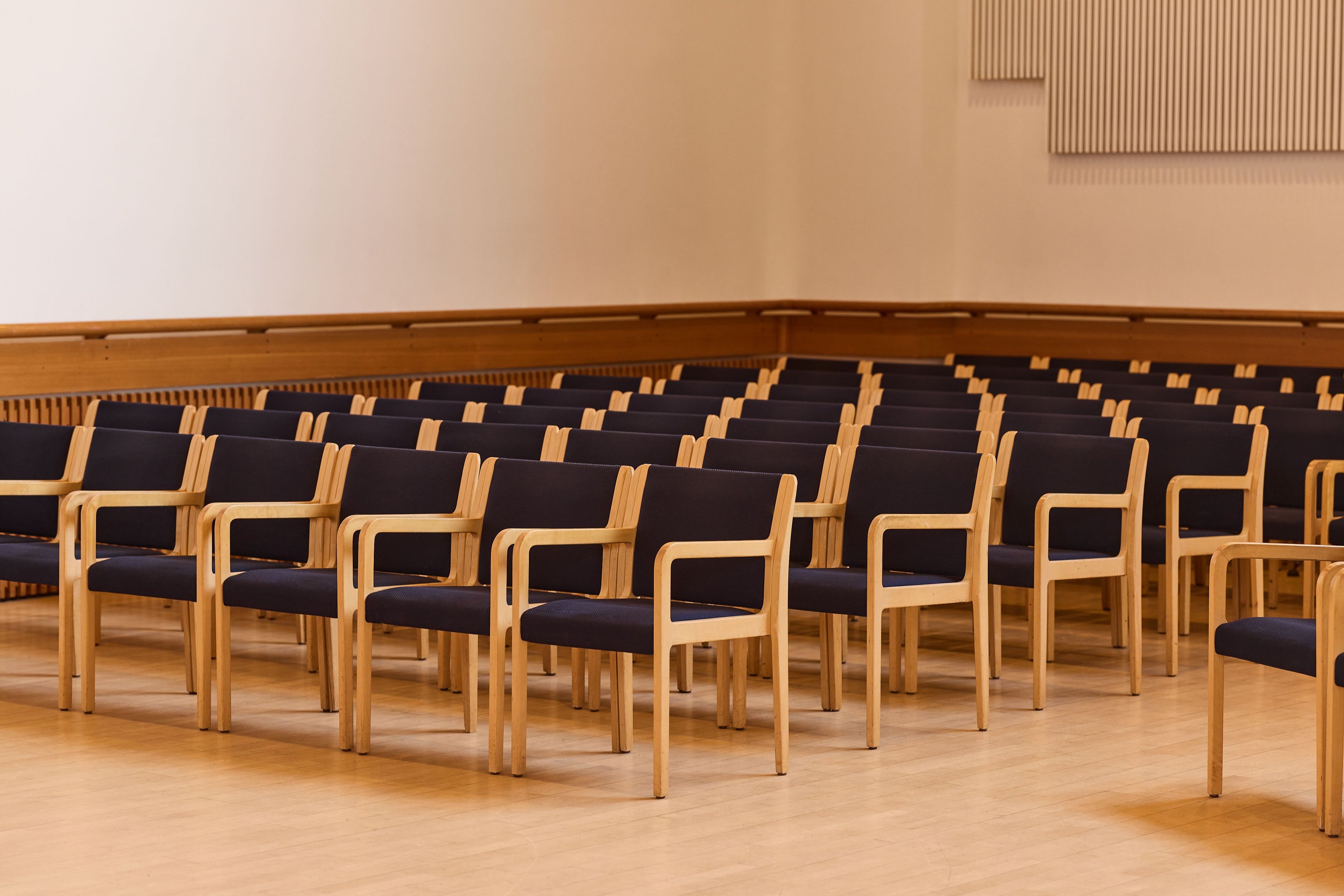 Viðburðarsalur í Norræna húsinu - Image 4