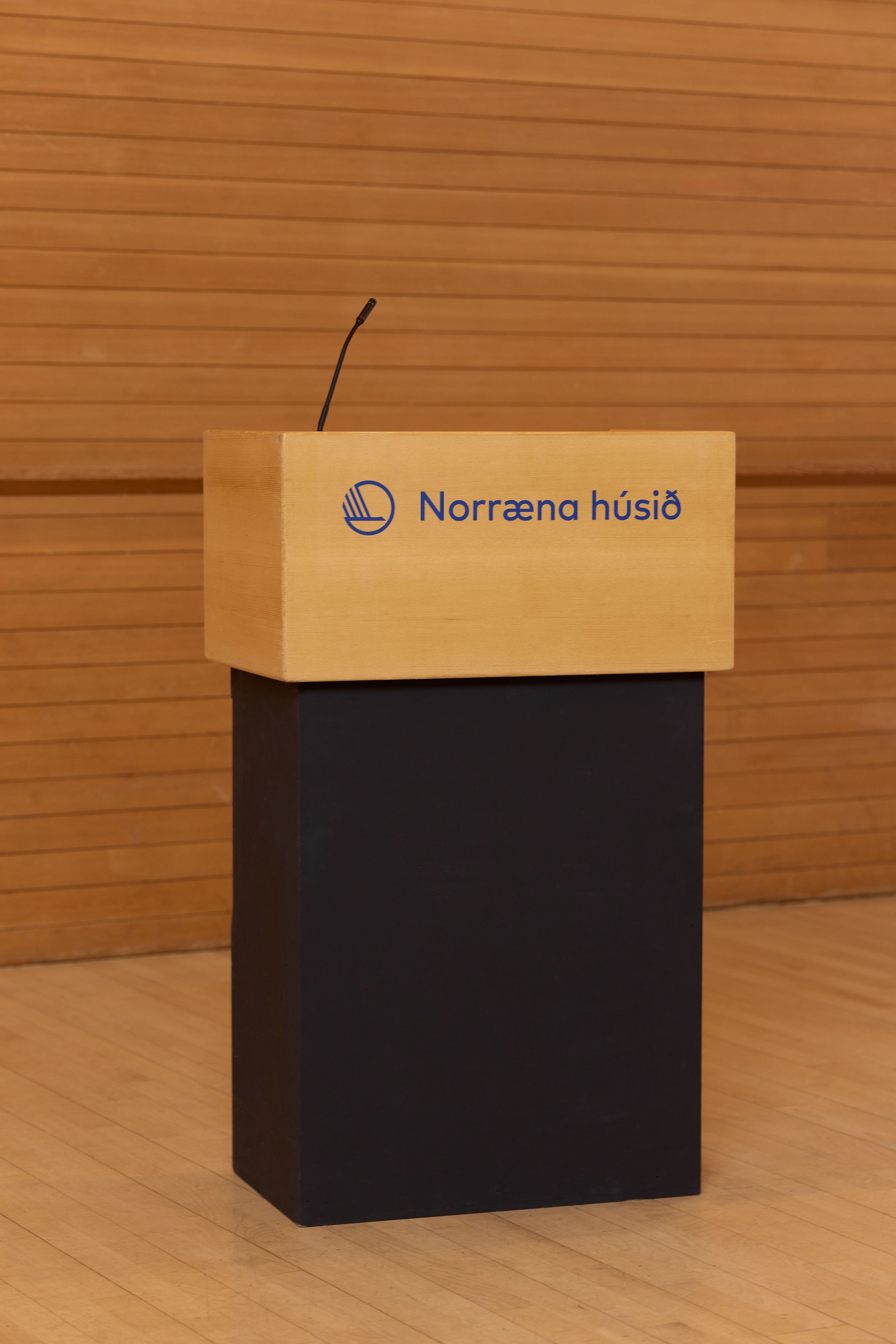 Viðburðarsalur í Norræna húsinu - Image 5